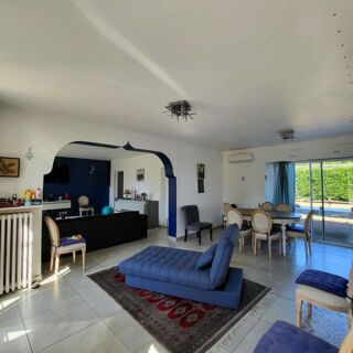  Maison  vendre 13 pices 359 m