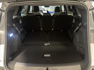 5008 III 1.2 HYBRID 145 DCS6 GT EXCLUSIVE 2026 occasion 52000 Chamarandes-Choignes