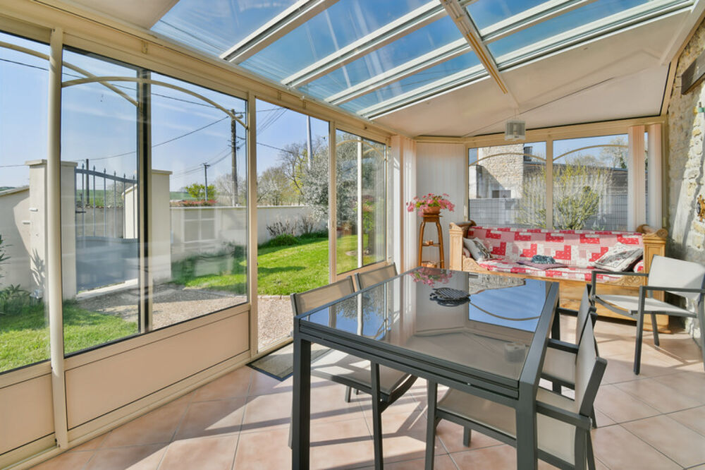 Vente Maison Maison à vendre 3 pièces proche de SAINT JEAN D'ANGELY (17)- Piscine - Garage - Jardin Saint jean d angely