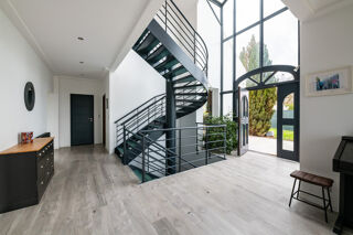 Villa à vendre 12 pièces 465 m²