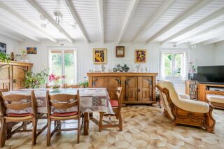  Propriété/château à vendre 6 pièces 124 m²