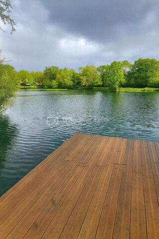  Terrain � vendre 10885 m�