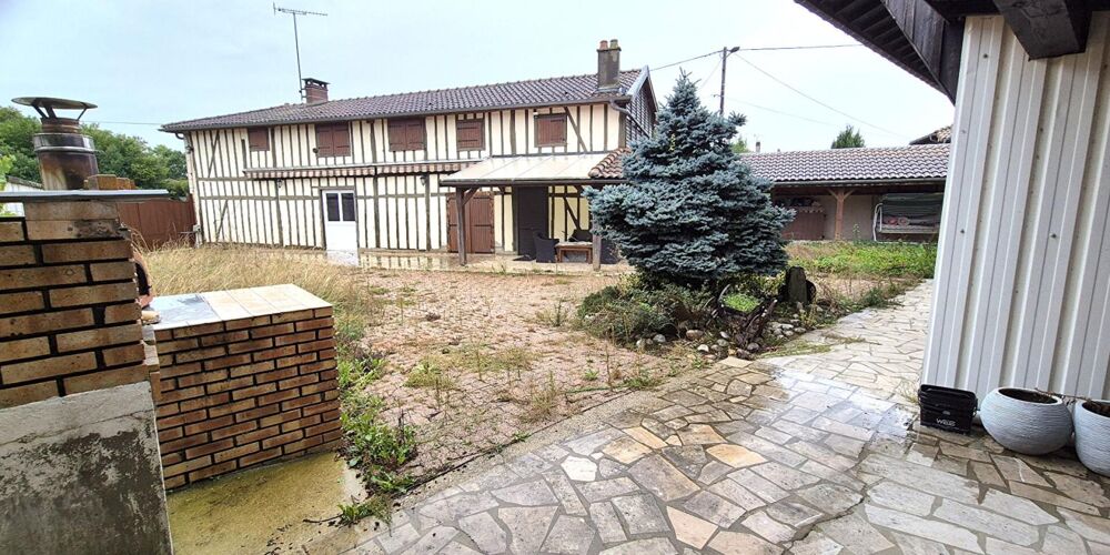 Belle Maison de Village et de Caractère style Champenois de 155 m² à Rénover et Façonner à votre Goût avec sa Cour sécurisée, Te