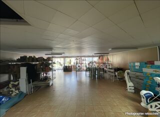  Immeuble � vendre 13 pi�ces 222 m�