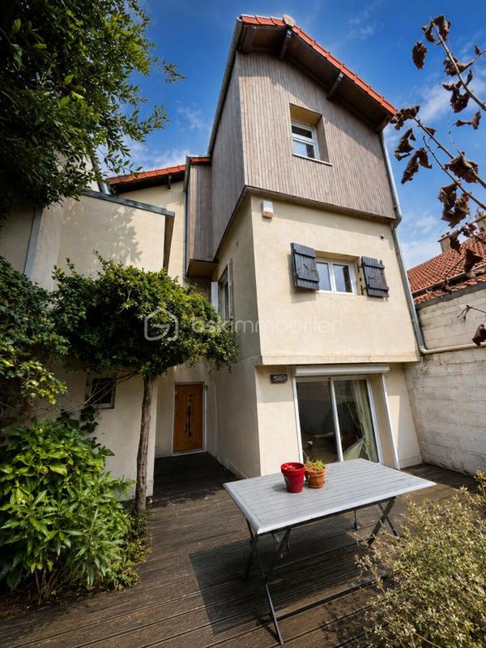 Maison 5P + Terrasse + Jardinet