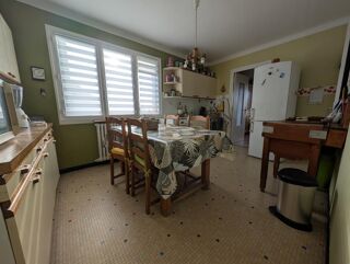  Villa à vendre 8 pièces 133 m²