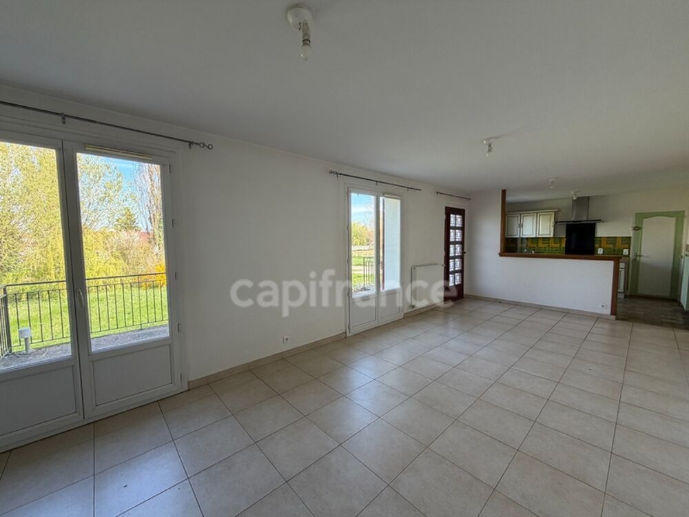 Vente Maison Maison à vendre 6 pièces PONTIGNY (89) de 136 M2 4 chambres Terrain garage plus bâtiment Pontigny