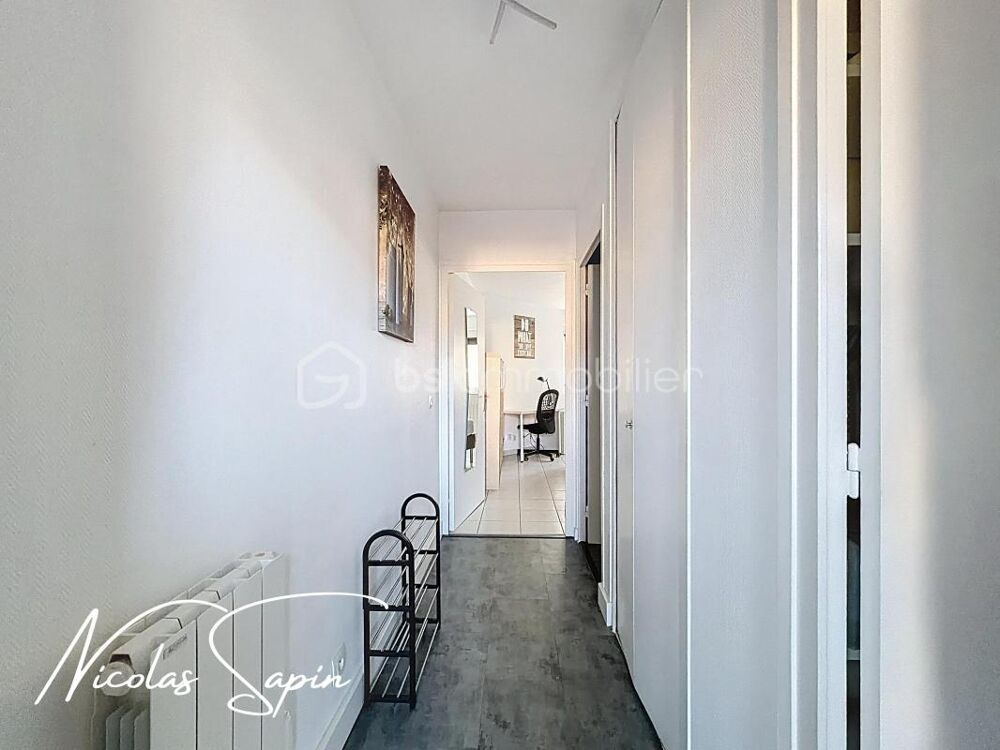 Grenoble Centre  Studio meublé vendu loué  Rentabilité immédiate  Résidence sécurisée avec gardien
