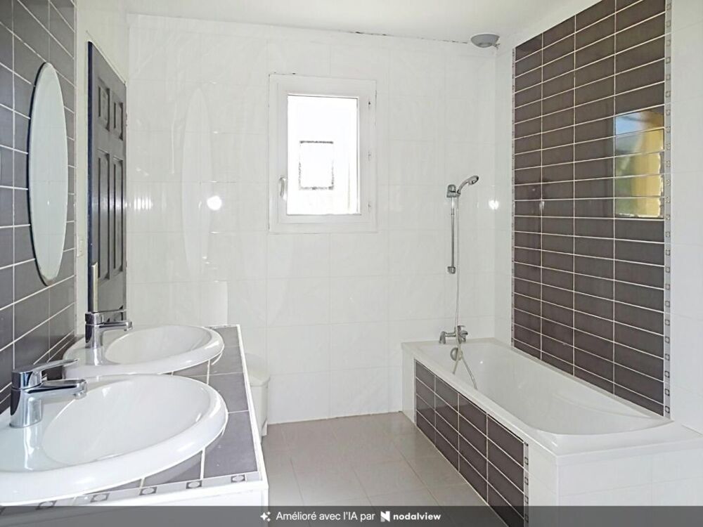 Vente Maison Maison Montignac Lascaux 5 pièce(s) 132 m2 Montignac lascaux