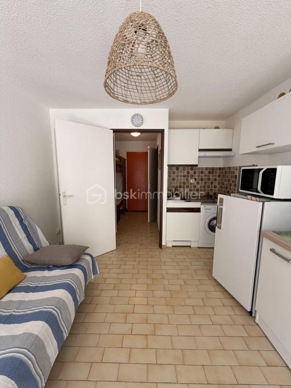 Vente Appartement Studio cabine de21 m2 environ avec parking et jolie vue dégagée Le grau du roi