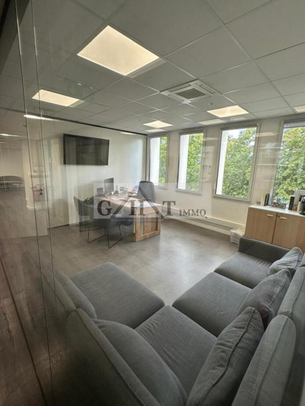   BUREAUX À VENDRE 
