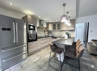  Maison  vendre 4 pices 82 m