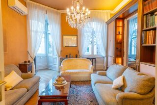  Maison  vendre 9 pices 357 m