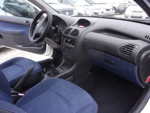 206 1,4 HDI XLINE 2003 occasion 13510 &Eacute;guilles