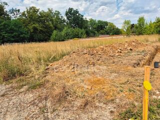  Terrain à vendre 639 m²