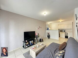 Vente Appartement Le Coudray (28630) Investissement locatif : studio loué avec terrasse privative, parking et cave Le coudray