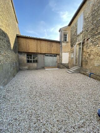  Maison � louer 4 pi�ces 120 m� Cherves richemont