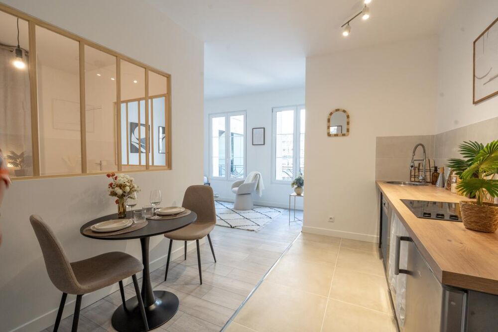 PARIS 16e  Porte de Saint-Cloud  2 pièces entièrement rénové de 36 m²
