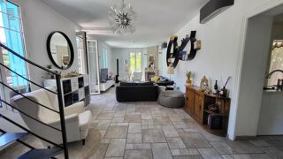  Maison � vendre 12 pi�ces 304 m�
