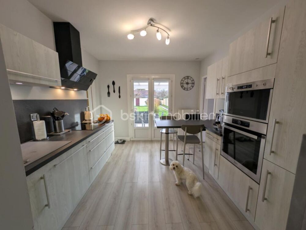 Vente Maison INVESTISSEMENT EN VIAGER OCCUPÉ - MAISON AVEC PISCINE, VÉRANDA ET JARDIN - MÉREAU (18) Mereau