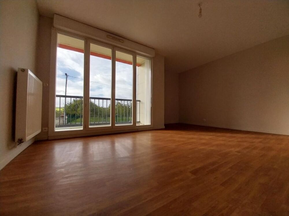 Location Appartement Appartement Type 3 avec Balcon - SOMMEVOIRE Sommevoire