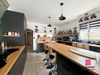  Maison � vendre 5 pi�ces 186 m�