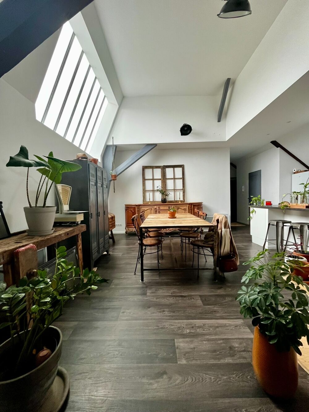 Vente Appartement ULTRA-CENTRE SAUMUR, Appartement lumineux rénové de 82m² avec stationnement sécurisé et cave Saumur