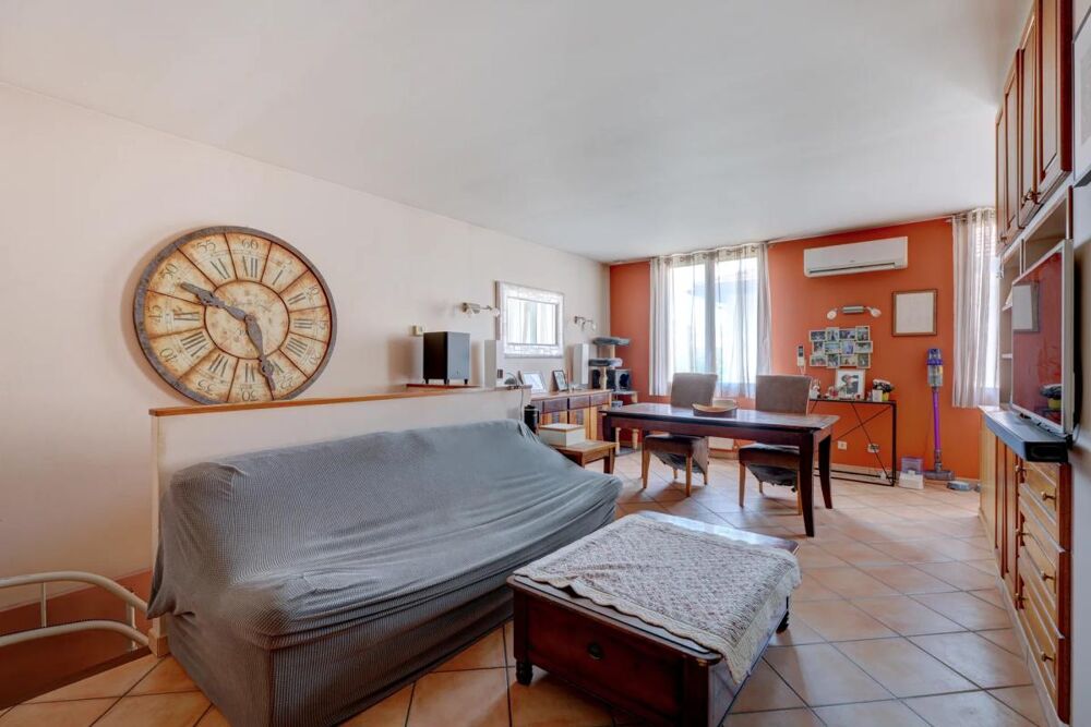 Vente Maison Maison de 5/6 pièces de 85 m² à Villeurbanne avec Garage et Cour Villeurbanne