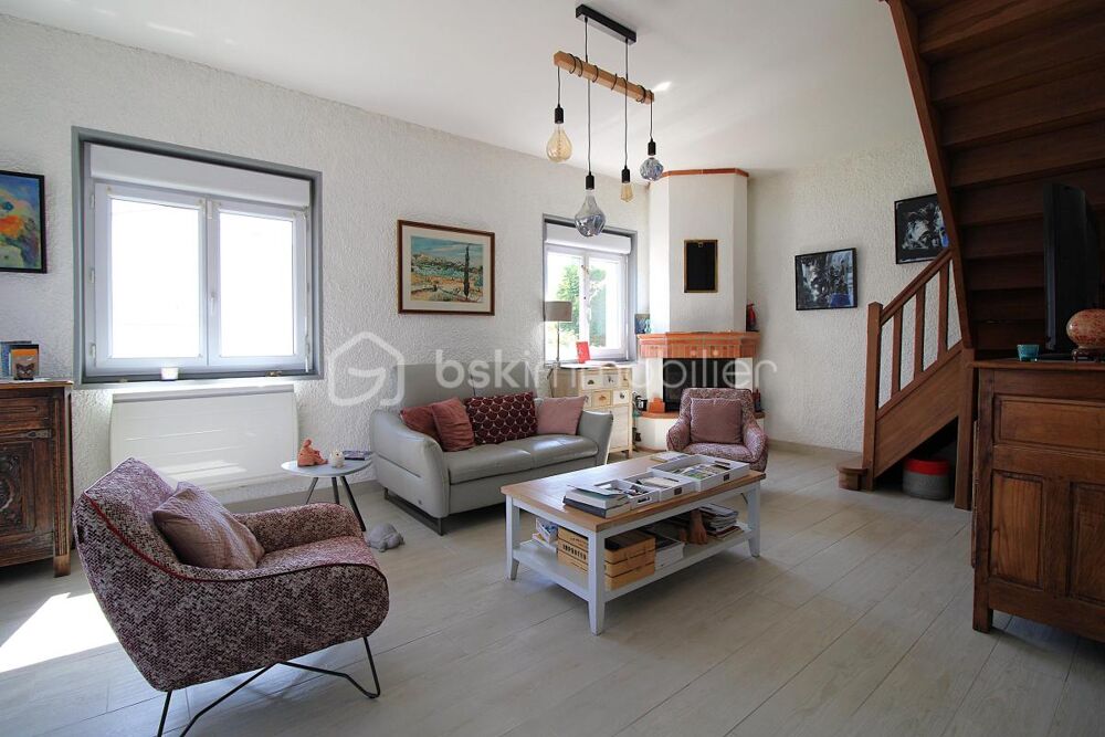 maison de 143 m² de type 5 au calme