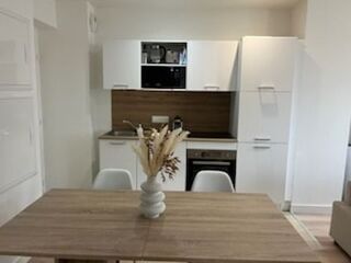  Appartement à louer 2 pièces 35 m²