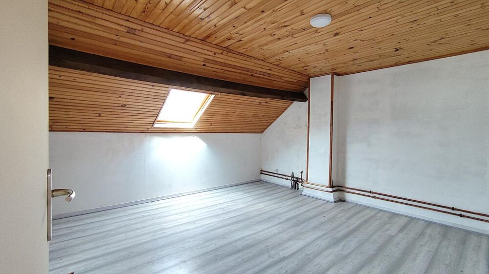 Vente Maison Maison semi-individuelle de 138 m² à Etroeungt Etroeungt