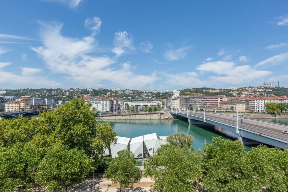 Appartement 7 pièces 180 m² · à Lyon 7 · 180 m² · 1 050 000 €