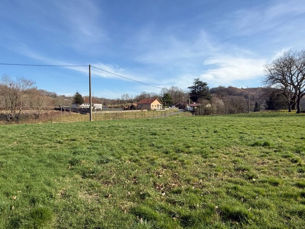 Vente Terrain Terrain constructible de 3 152 m², idéal projet Professionnel Lourdes