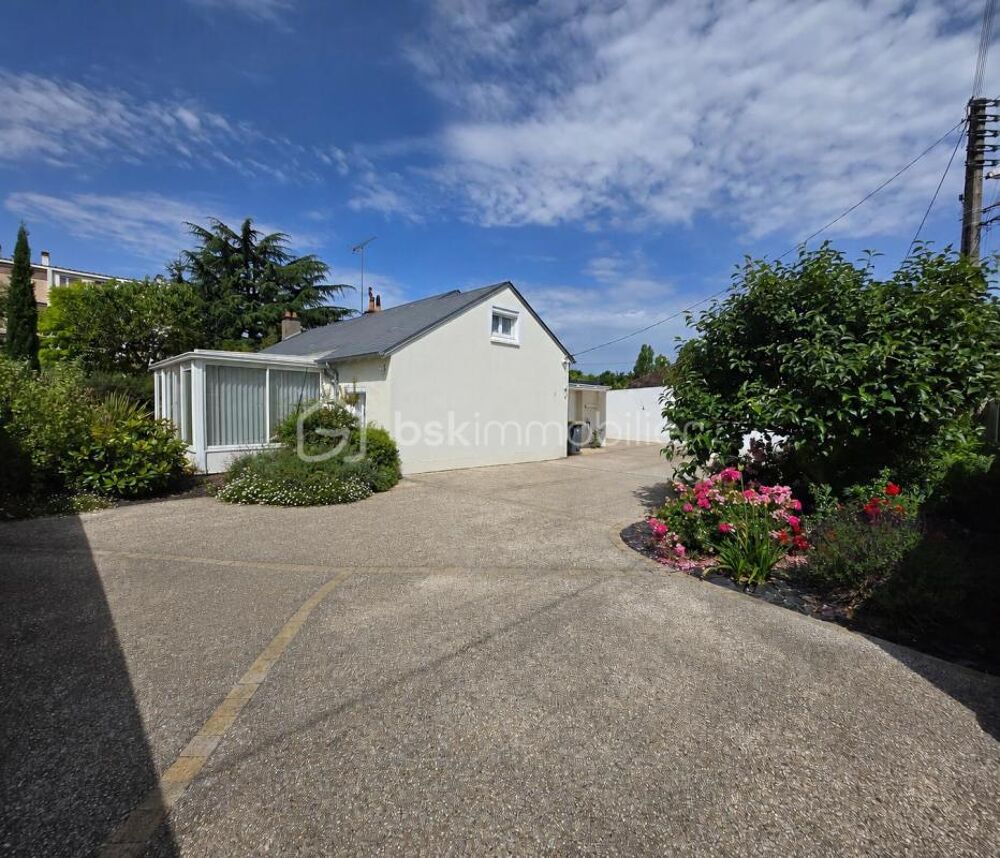 Vente Maison Plain-pied 113 m² - Véranda de 20 m² - Jardin clos - Stationnement 5 véhicules La chapelle saint mesmin