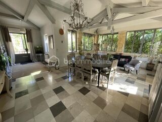  Propri�t�/ch�teau � vendre 9 pi�ces 264 m�