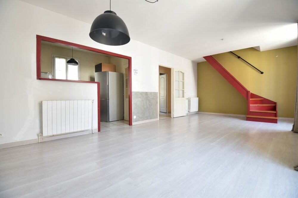 Vente Immeuble Immeuble ou appartement atypique avec cour privative à vendre PAU proche centre ville Pau