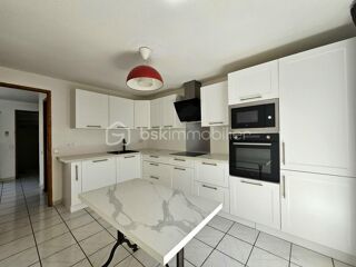  Maison à louer 4 pièces 116 m²