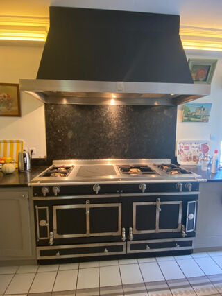  Propri�t�/ch�teau � vendre 8 pi�ces 220 m�