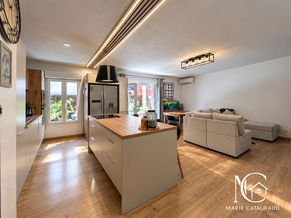 Vente Appartement LA BOUVERIE - T3 de 66 m² - GRANDE TERRASSE 17 m² - PARKING SOUS-SOL ? TOUT À PIED Roquebrune sur argens
