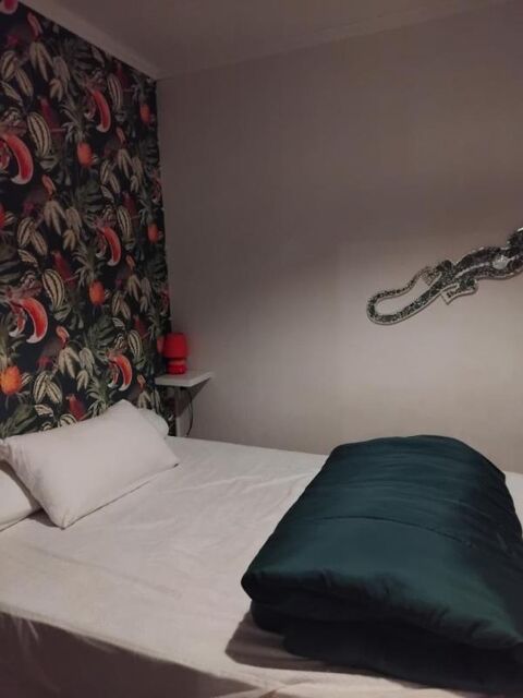   Chambre de 9m2 � louer sur St Cere Appartement - 1 pi�ce(s) - 9 m�