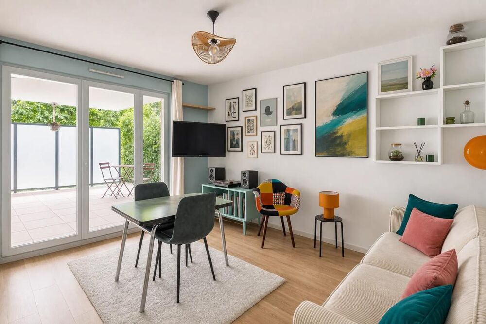 Appartement 2 pièces 42 m² · à Decines Charpieu · 42 m² · 195 000 €