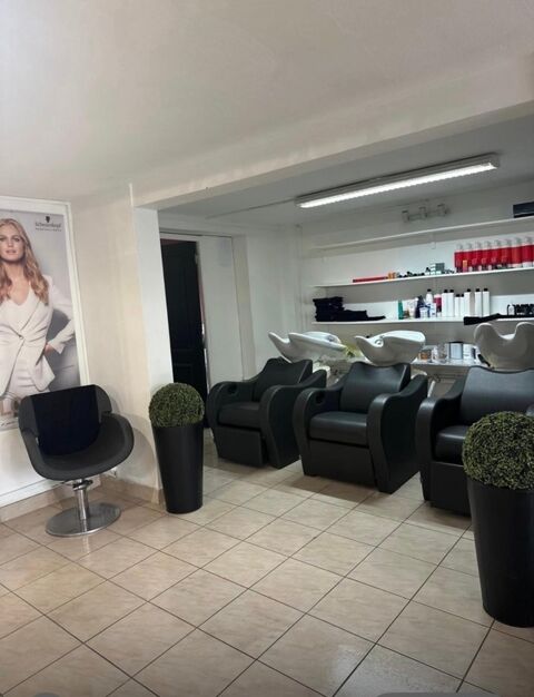 Fond de commerce Salon de coiffure � Libourne, Axe passant 25000 33500 Libourne