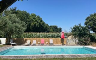  Propriété/château à vendre 15 + pièces 590 m²