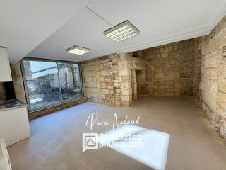  Maison à vendre 6 pièces 702 m²