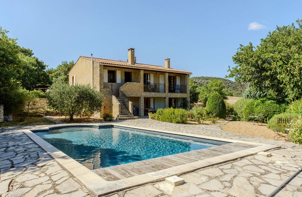Vente Maison A VOIR ! Maison en pierres de 177 m2 sur 1200 m2 avec piscine Murs
