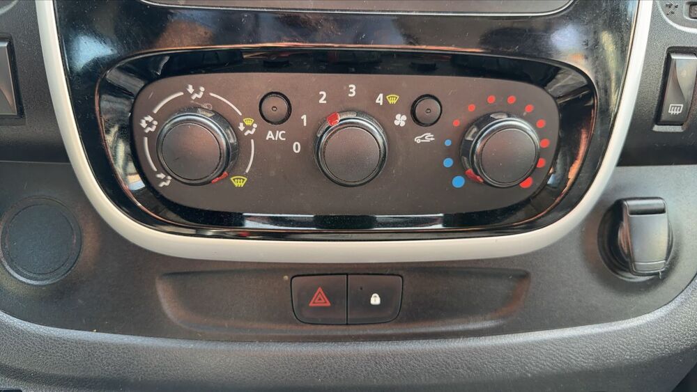 Trafic 1.6 dCi 120 L2h1 Grand Confort - 6 places 2019 occasion 85220 Coex