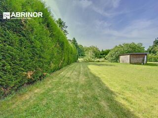  Terrain à vendre 751 m²