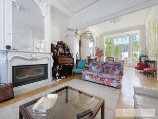  Maison  vendre 10 pices 318 m