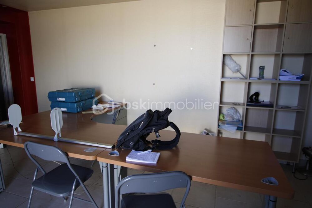 Vente Immeuble local industriel Vaux le penil