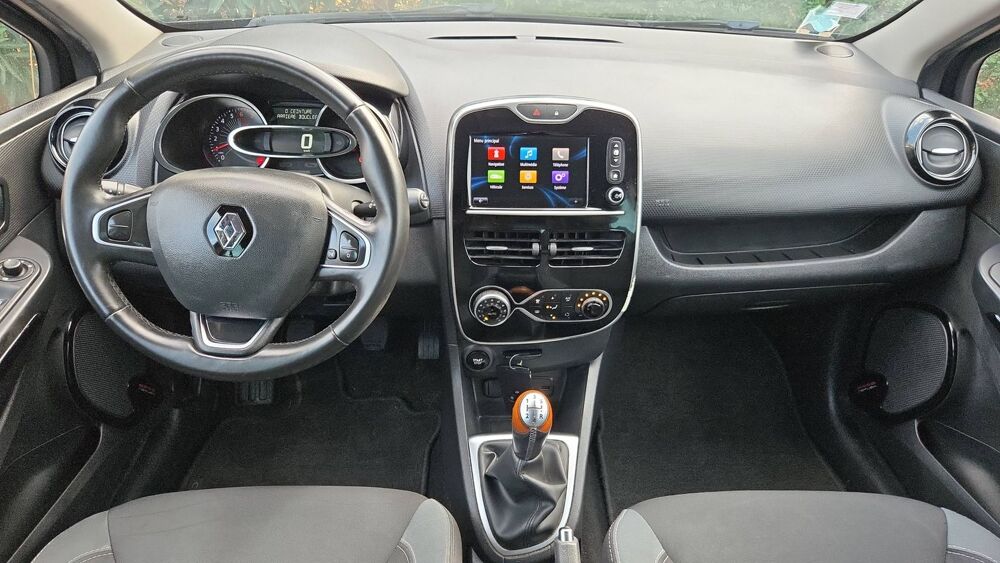 Clio 0.9 TCe 90 Intense - Entretien constructeur 2016 occasion 83600 Frejus